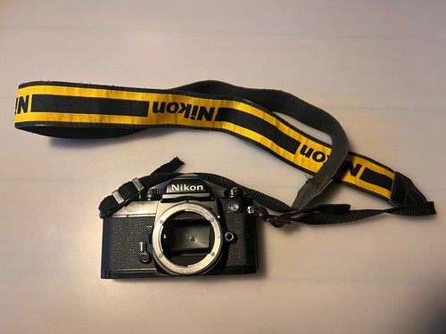 Nikon 2020 slr - 2020,
